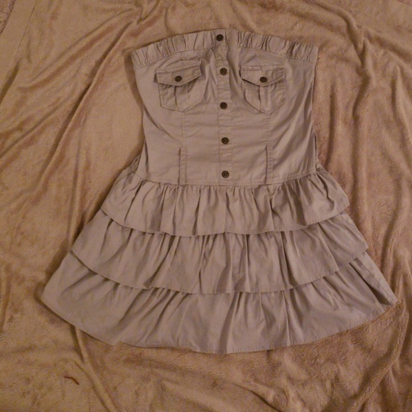 Dress - Picture 1 of 3